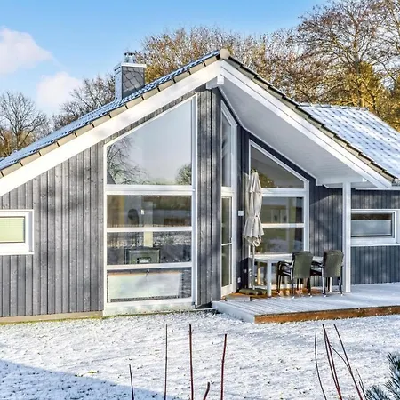 Ferienhaus Amazing In Krems Ii-warderbrck With Sauna, Wifi&3 Bedrooms Gols
