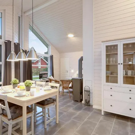 Feriehus Gorgeous Home In Krems Iiwarderbrueck With Sauna *
