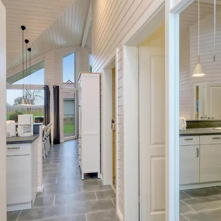 Amazing In Krems Ii-warderbrck With Sauna, Wifi&3 Bedrooms Gols
