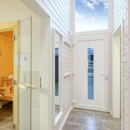 Amazing In Krems Ii-warderbrck With Sauna, Wifi&3 Bedrooms * Gols
