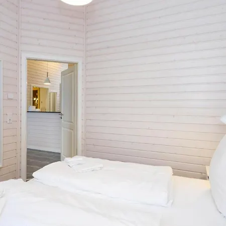 Feriehus Gorgeous Home In Krems Iiwarderbrueck With Sauna *